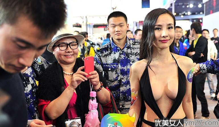 ��¶¶������V������չͼƬ